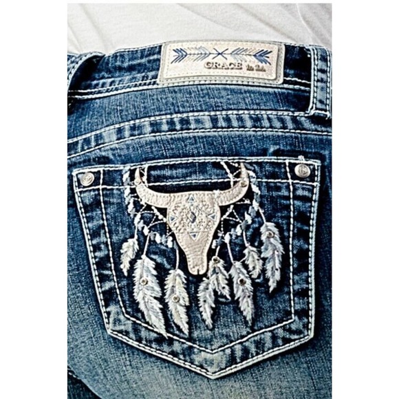 Grace in LA Women's Steerhead Feather Embroidered Pocket Bootcut Stretch Jeans - Picture 1 of 3